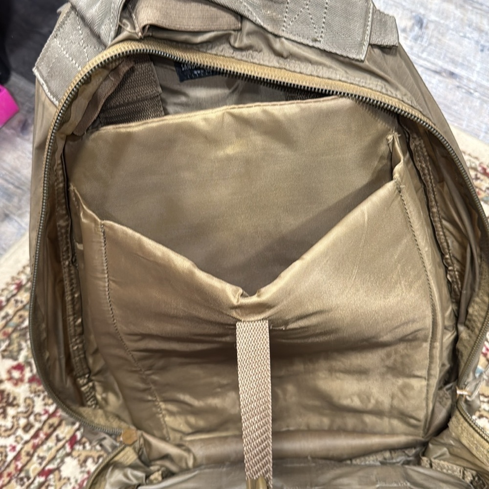 Backpack for men - Picture 7 of 9